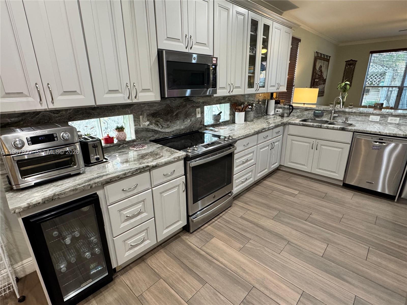 ENCANTADA FOR MORRISON HOM - Residential