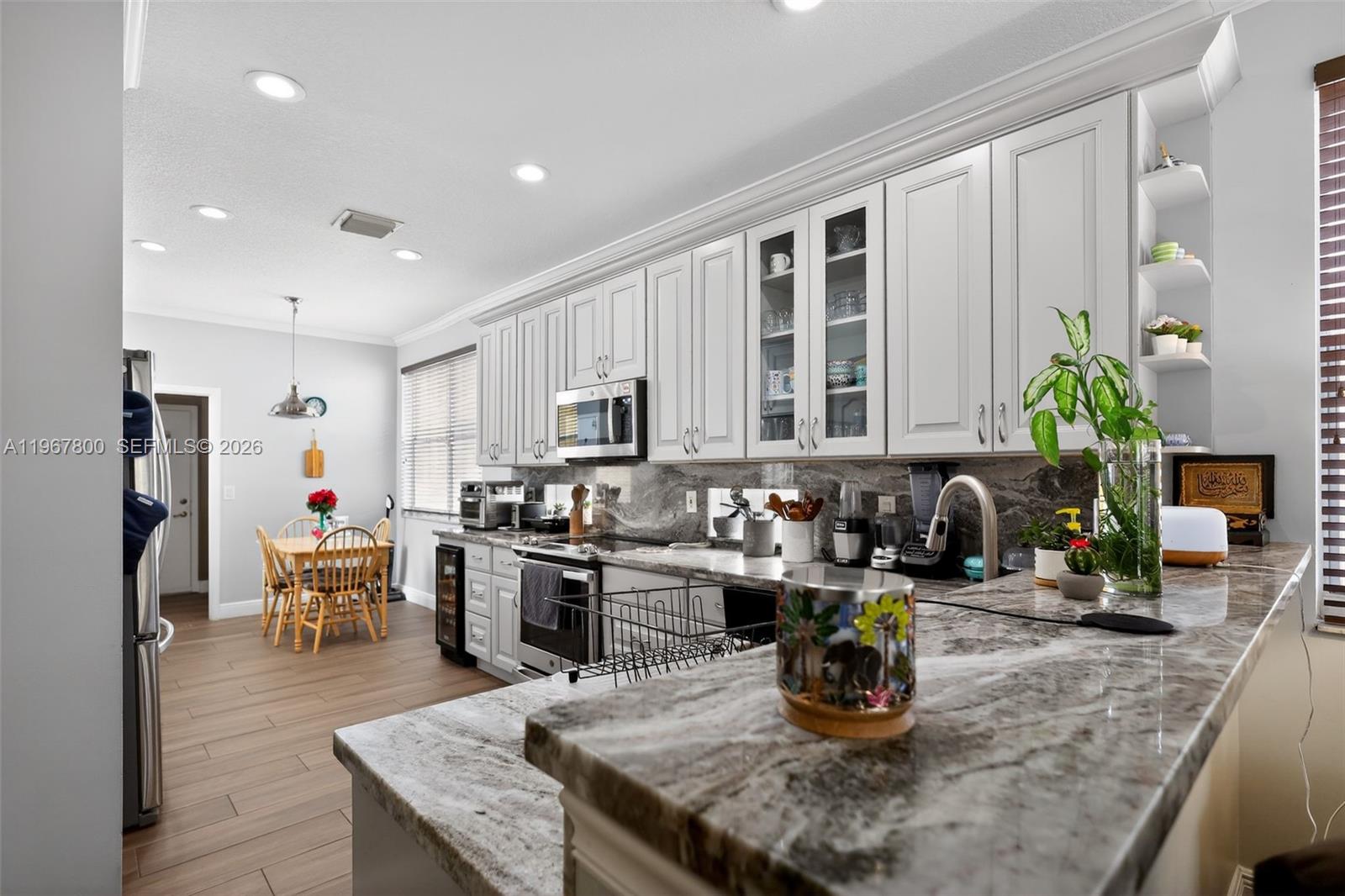 ENCANTADA FOR MORRISON HOM - Residential