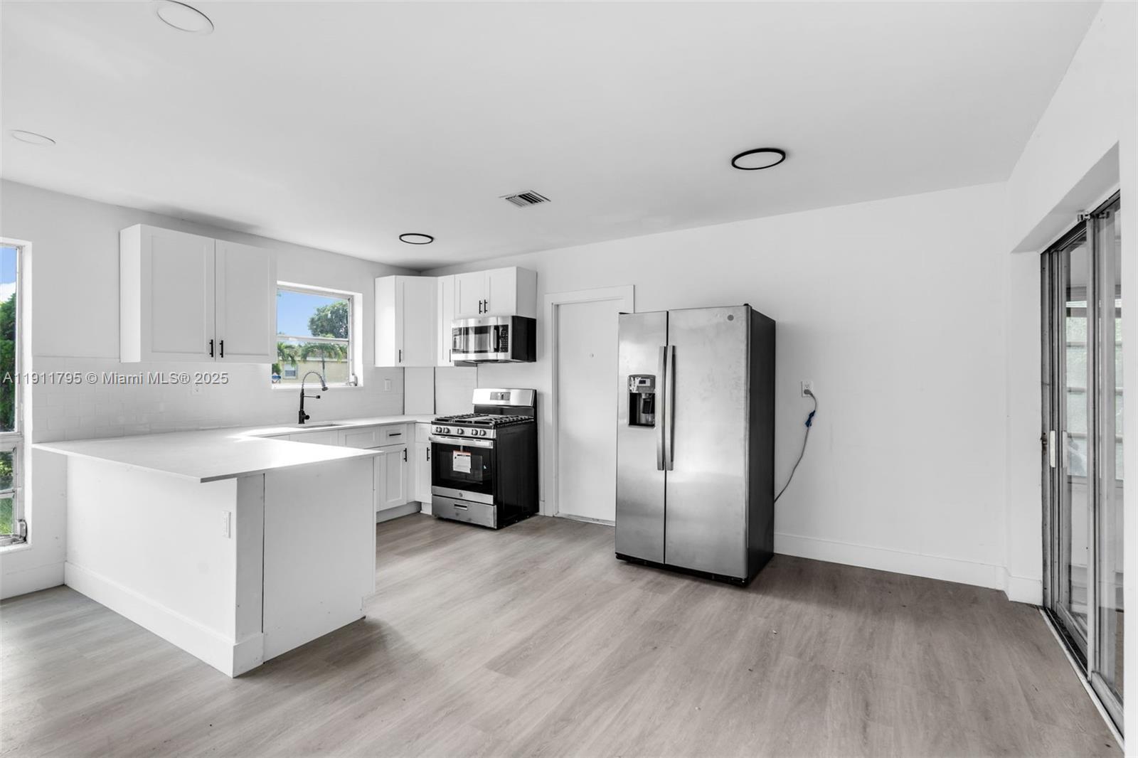 DRIFTWOOD ACRES NO 15 - Residential