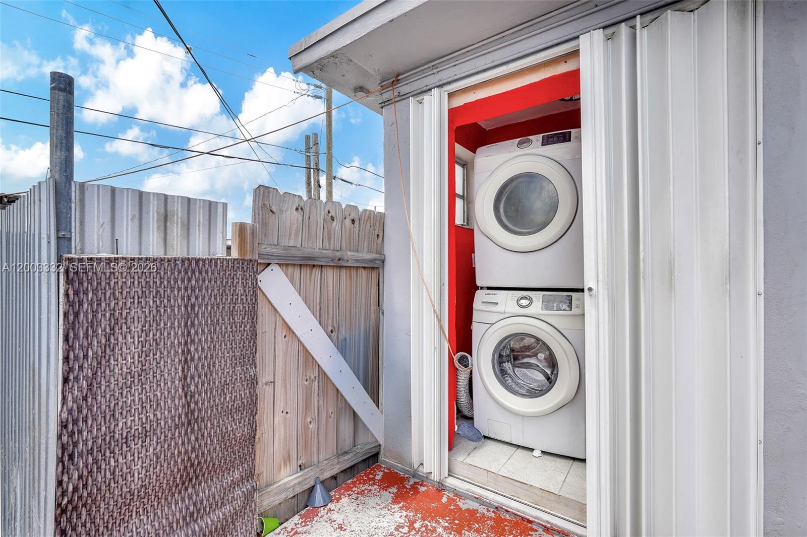 HIALEAH HOMESITES - Residential