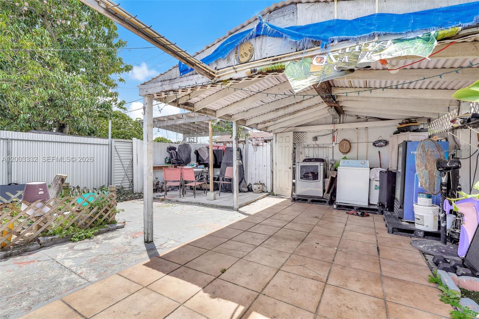 HIALEAH HOMESITES - Residential