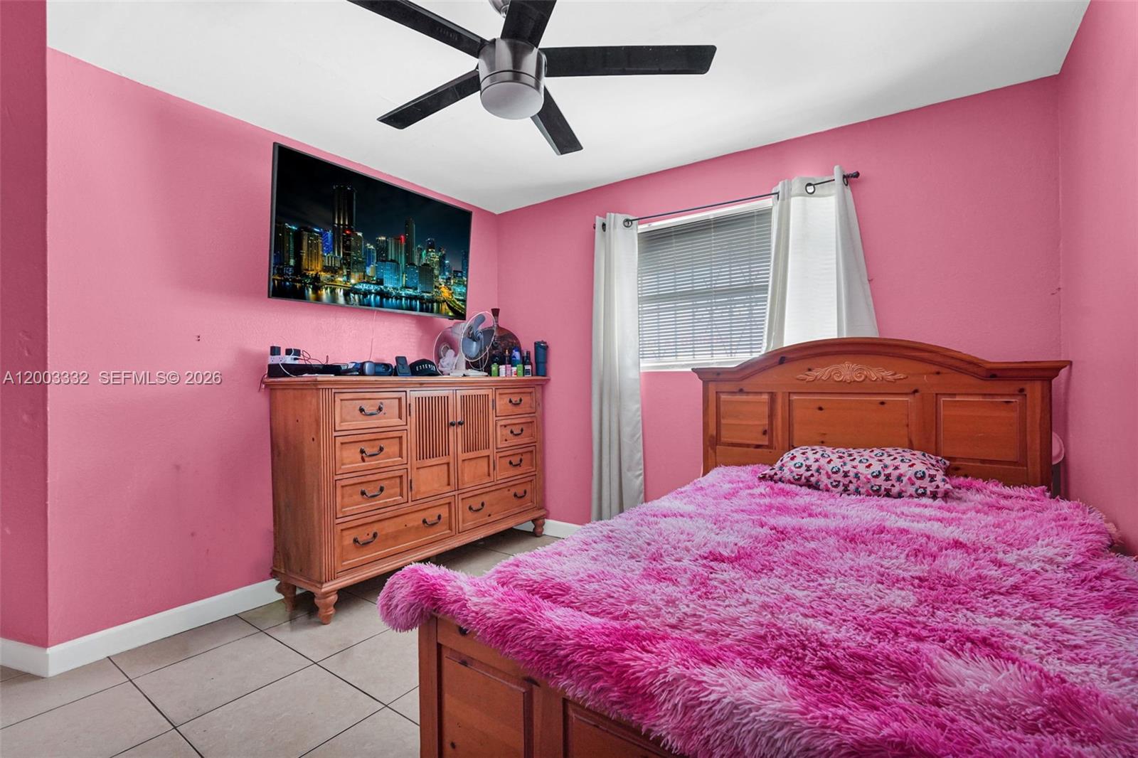 HIALEAH HOMESITES - Residential