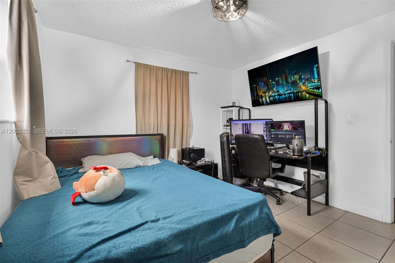 HIALEAH HOMESITES - Residential