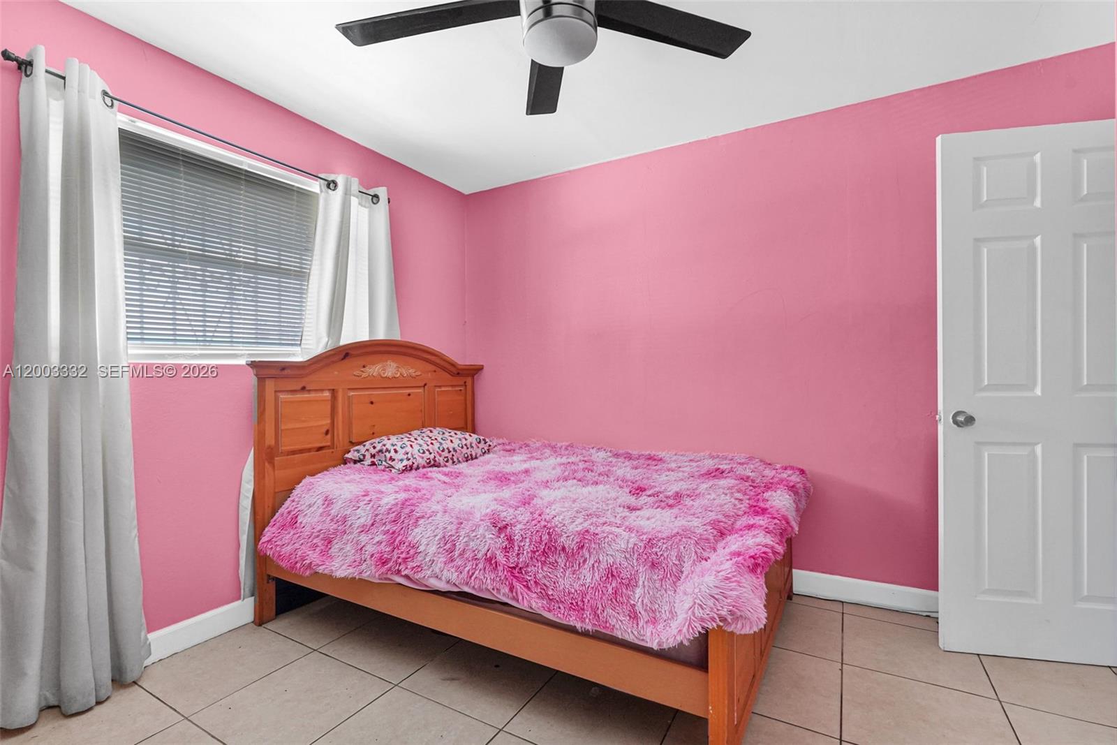 HIALEAH HOMESITES - Residential