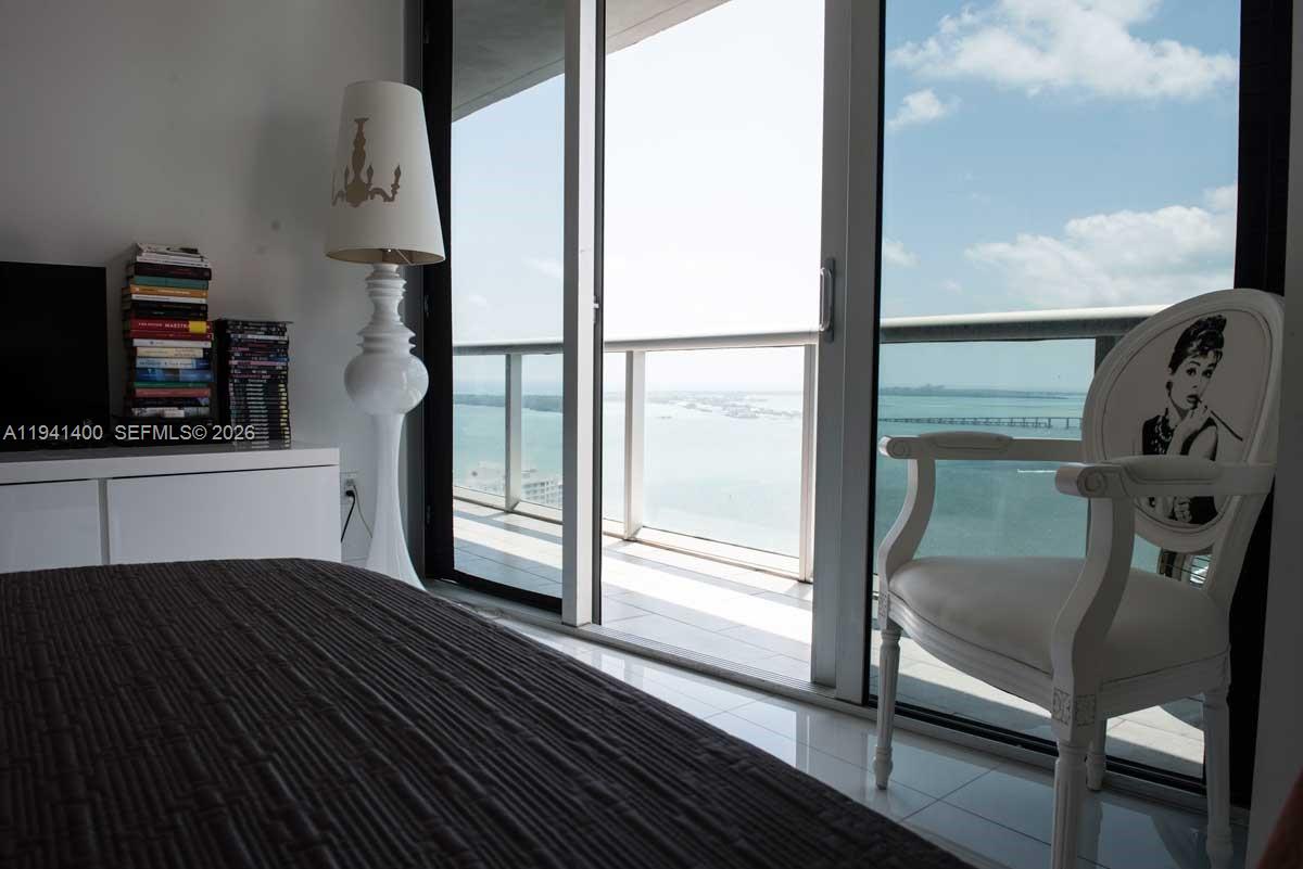 ICON BRICKELL NO TWO - Residential