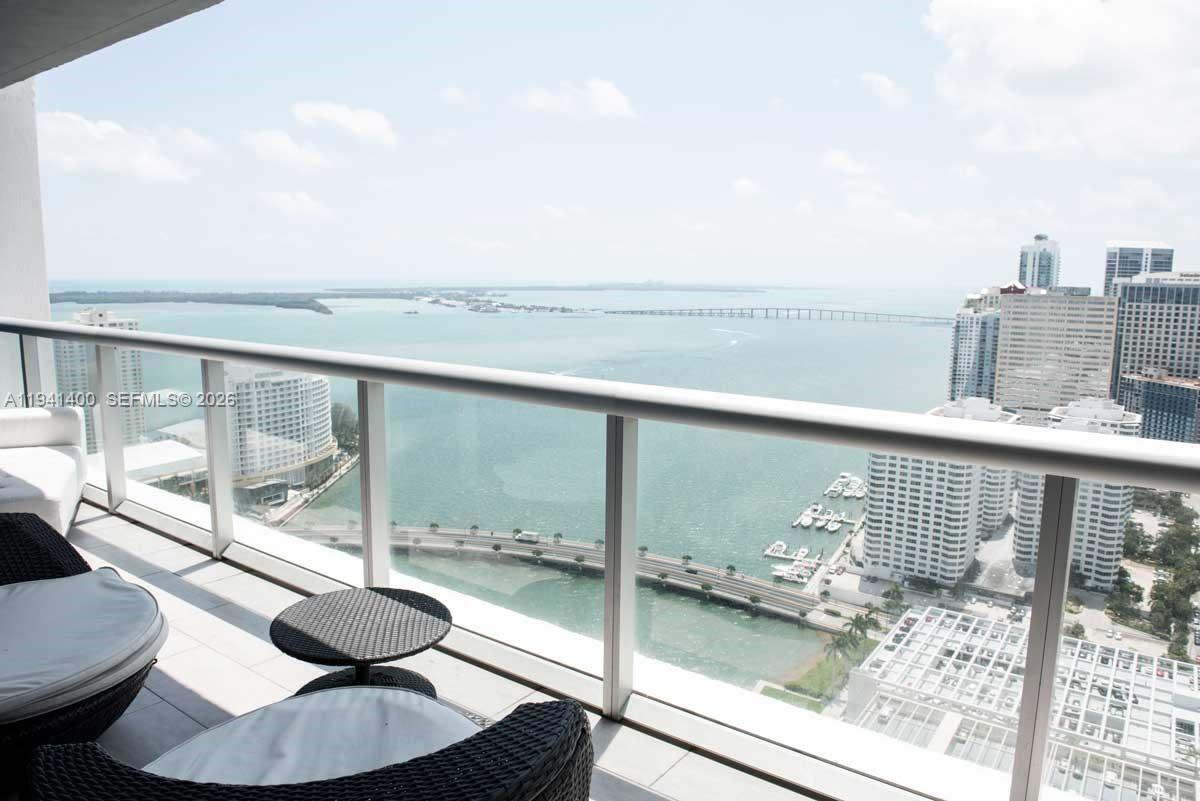 ICON BRICKELL NO TWO - Residential
