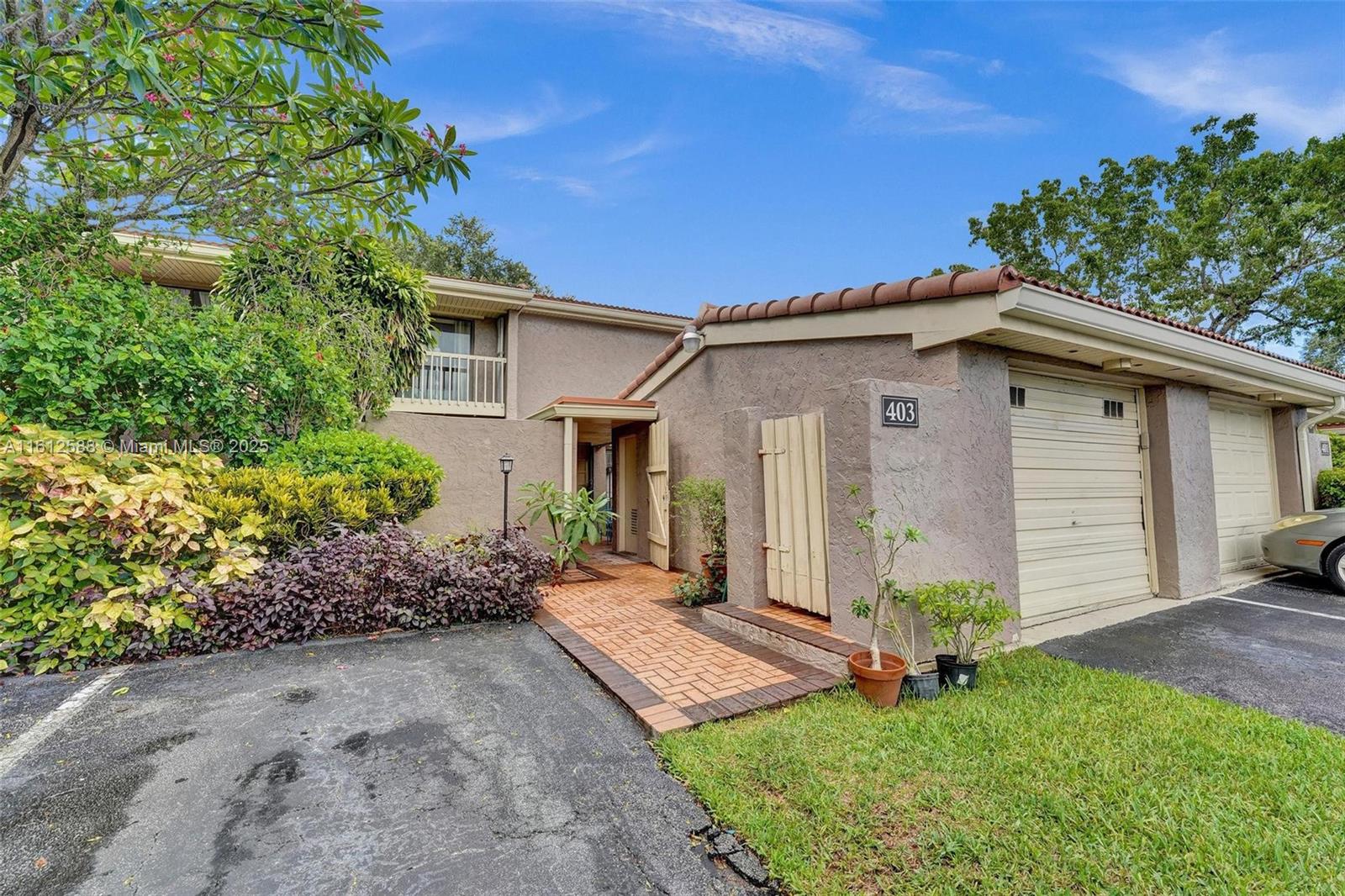 403 Bonnie Brae Way 24