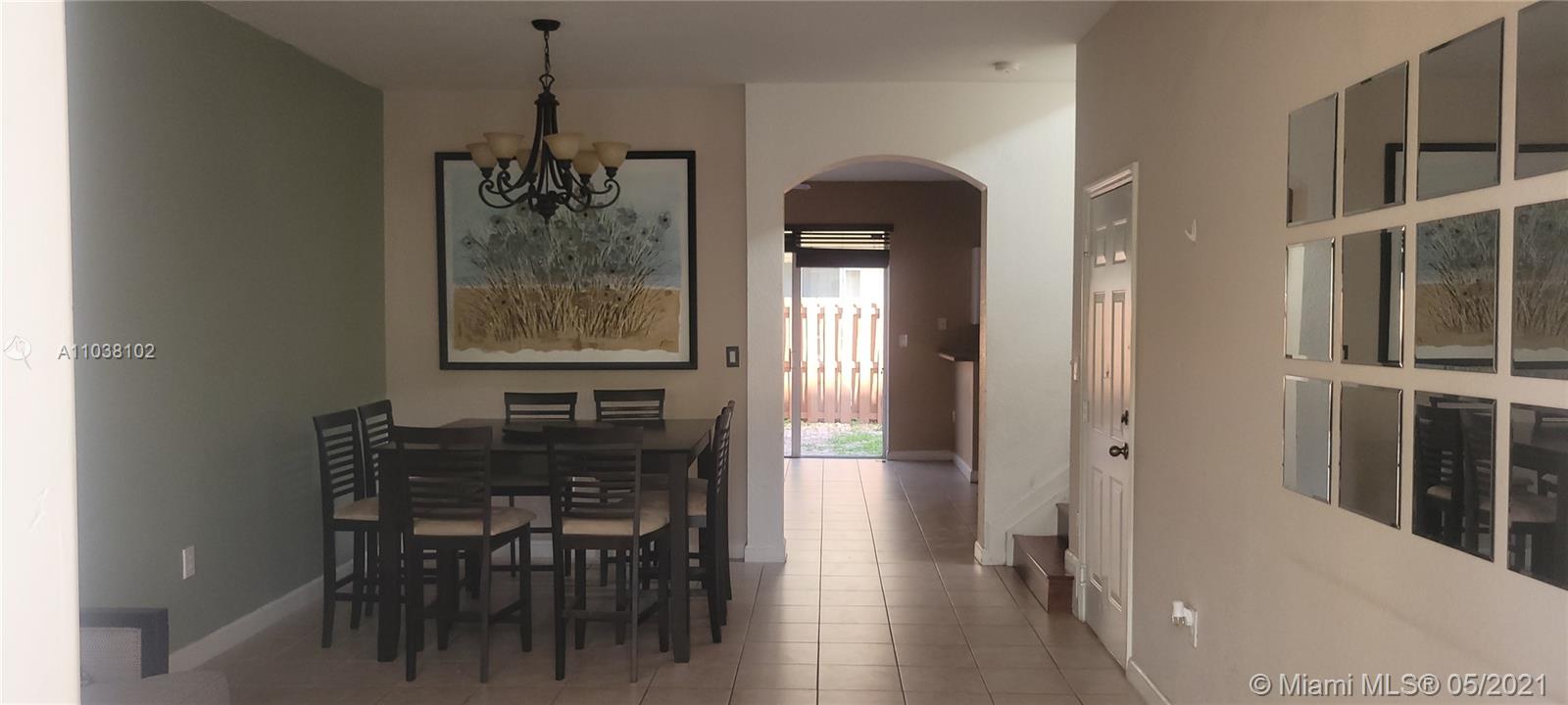 COURTS AT TUSCANY - Residential