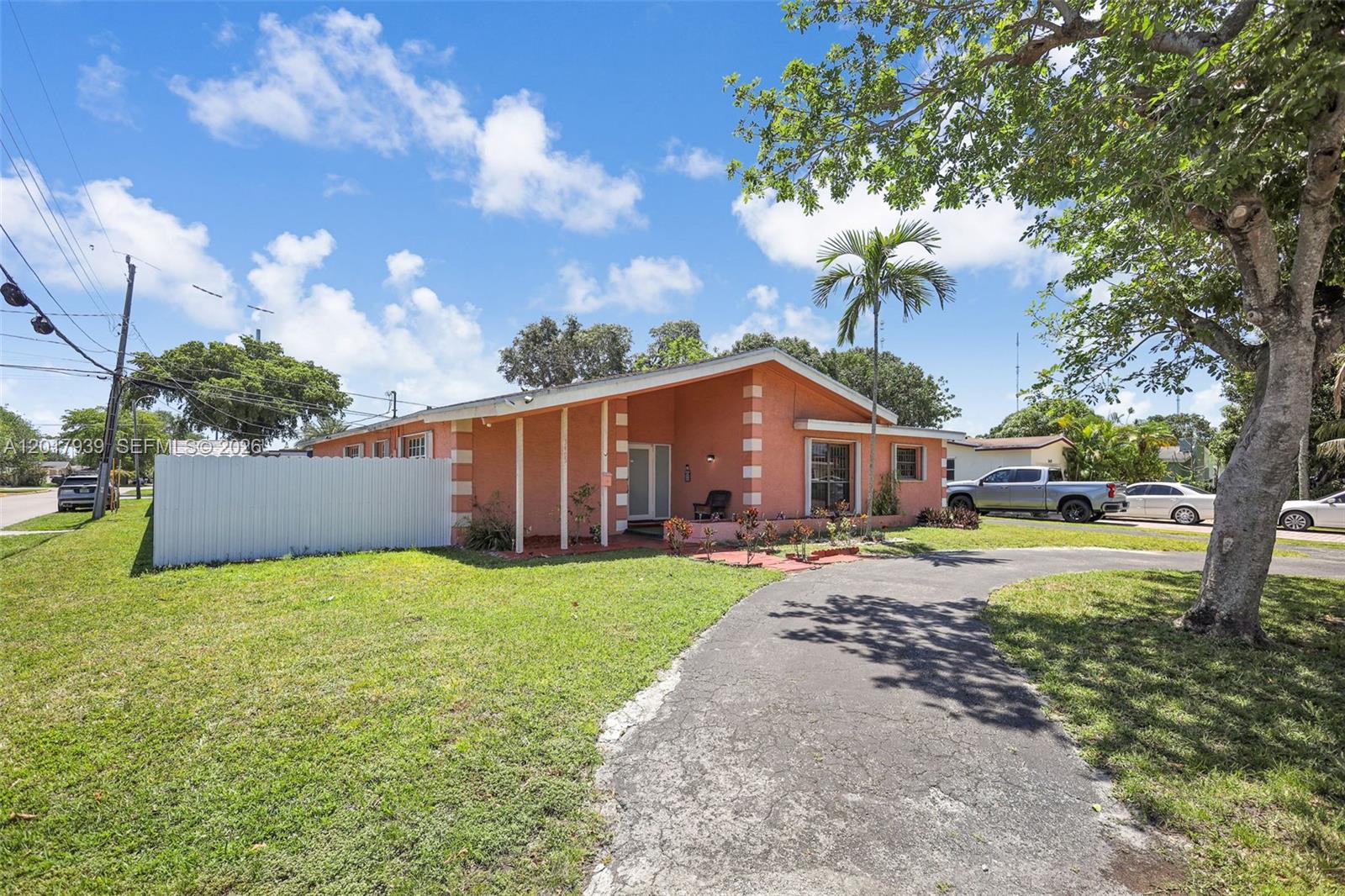 MIRAMAR ISLES SEC 1 - Residential