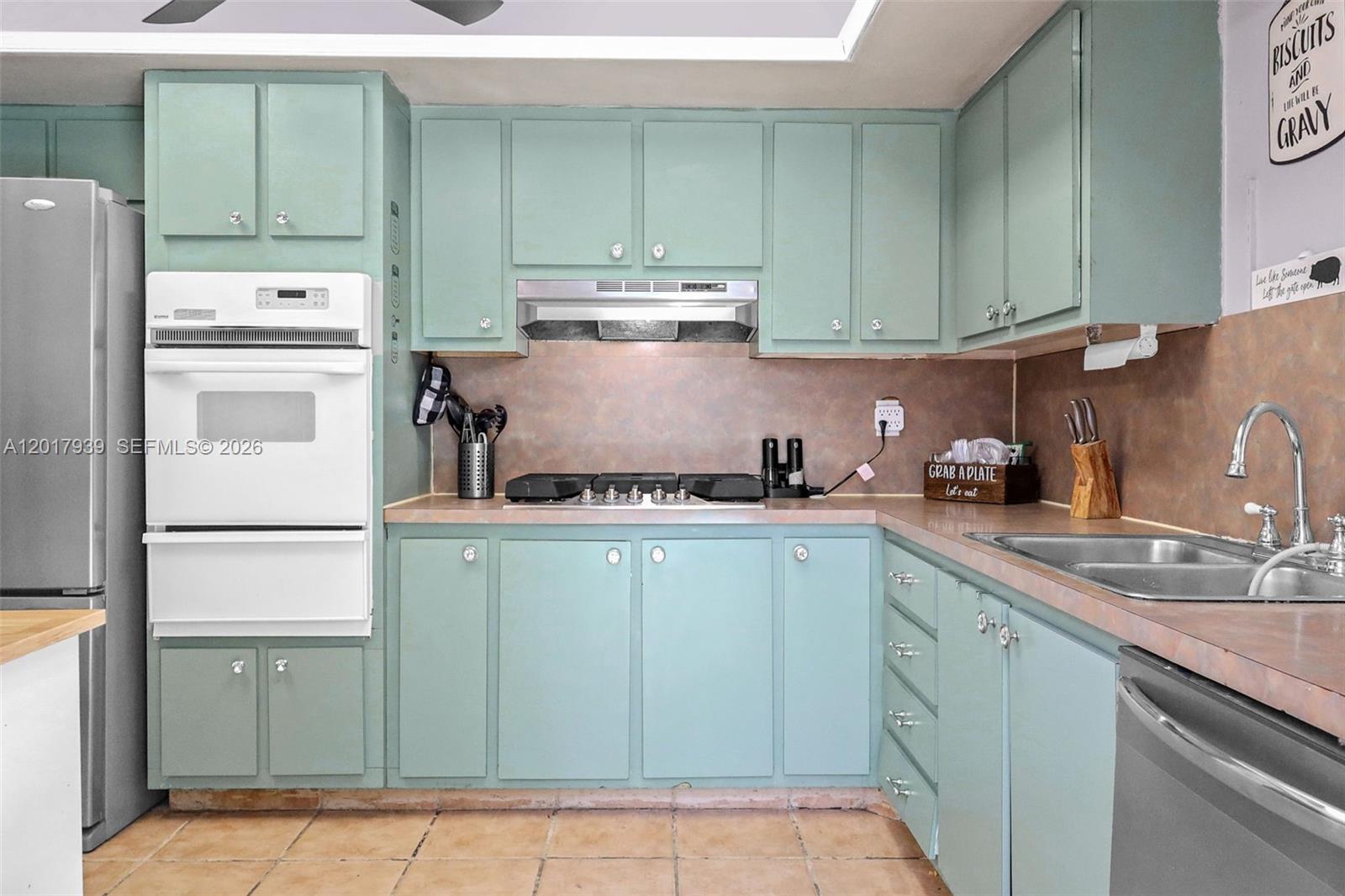 MIRAMAR ISLES SEC 1 - Residential