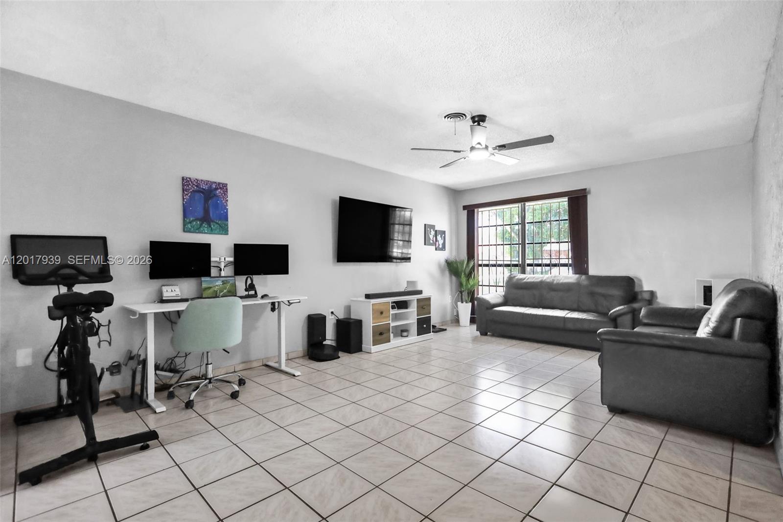 MIRAMAR ISLES SEC 1 - Residential