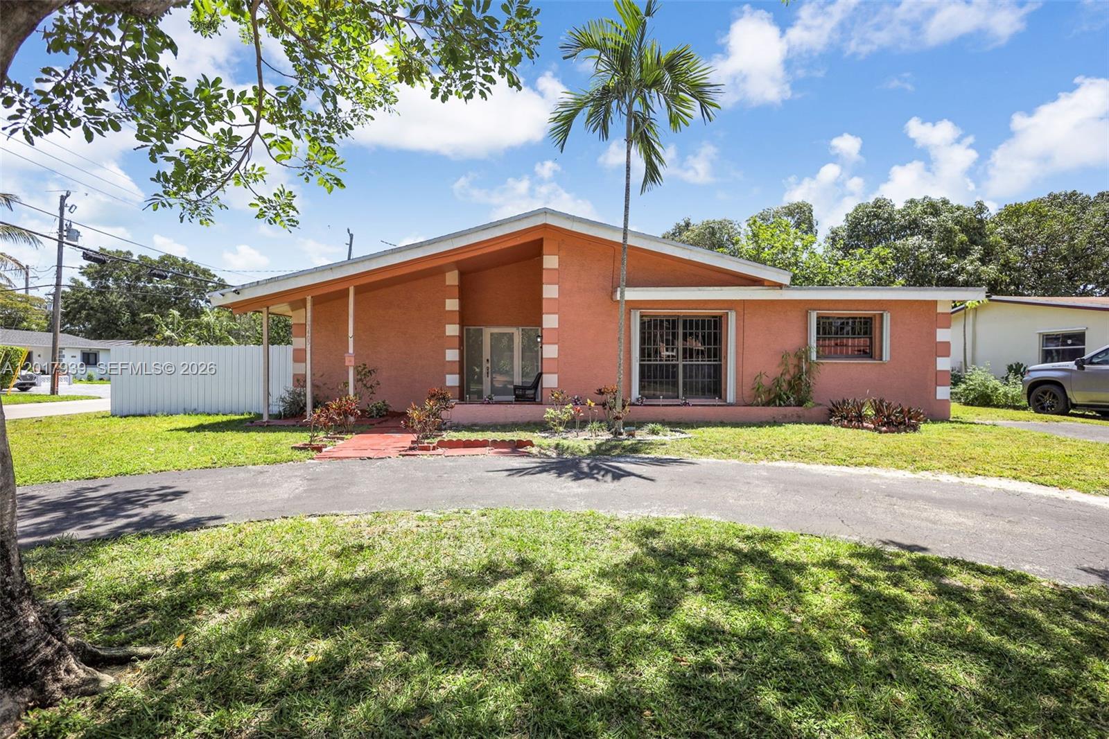MIRAMAR ISLES SEC 1 - Residential