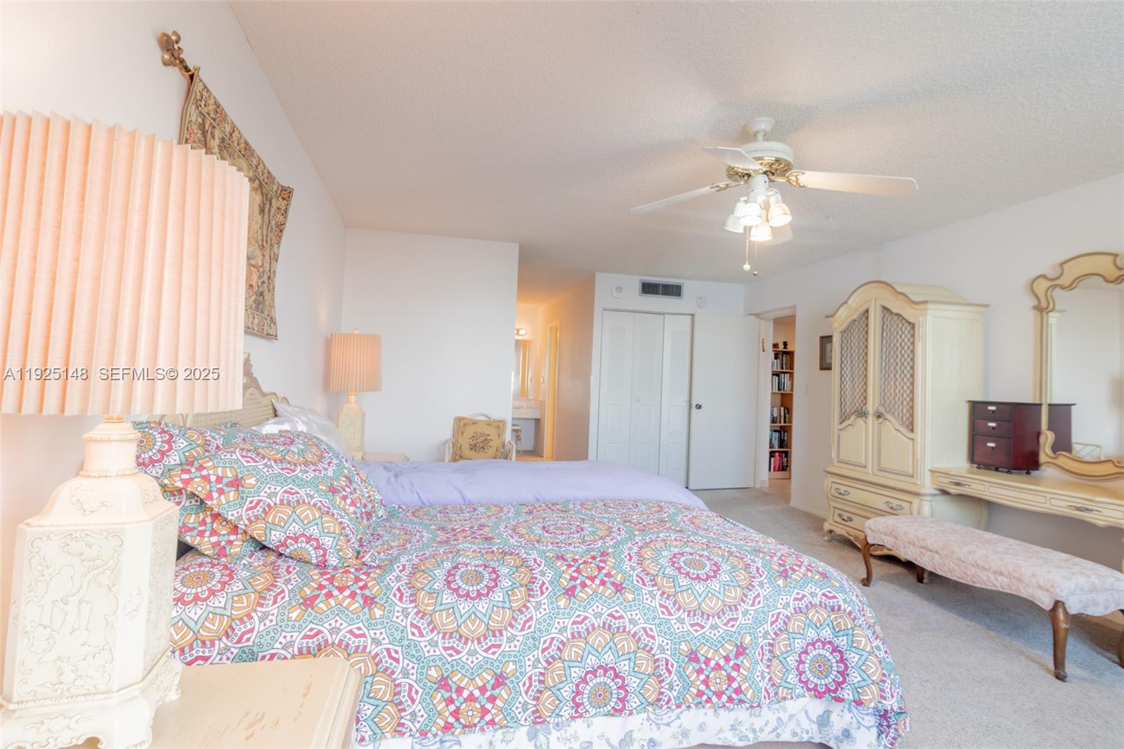 WINSTON TOWERS 500 CONDO - Residential