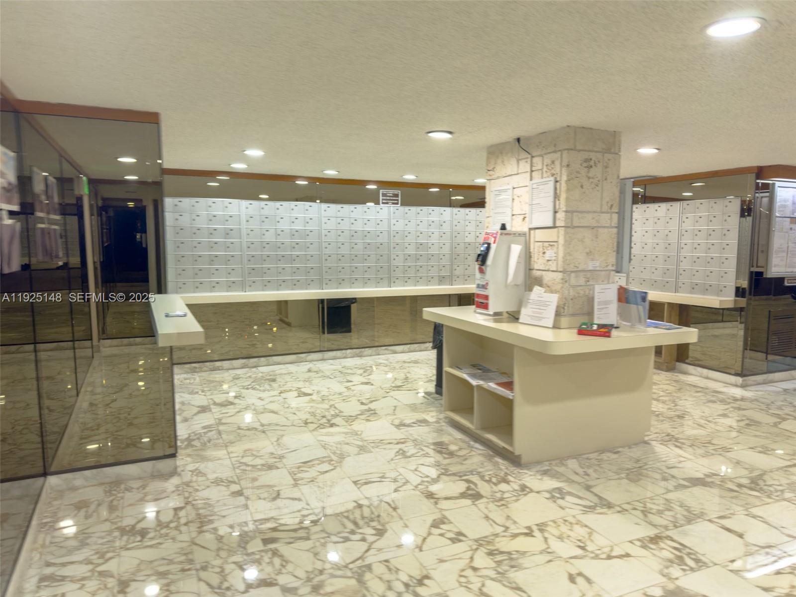 WINSTON TOWERS 500 CONDO - Residential