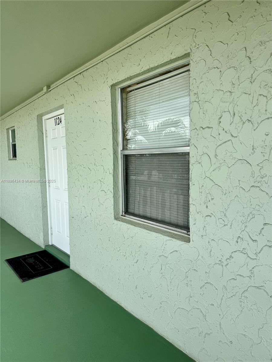SANDALFOOT SOUTH TWO COND - Residential