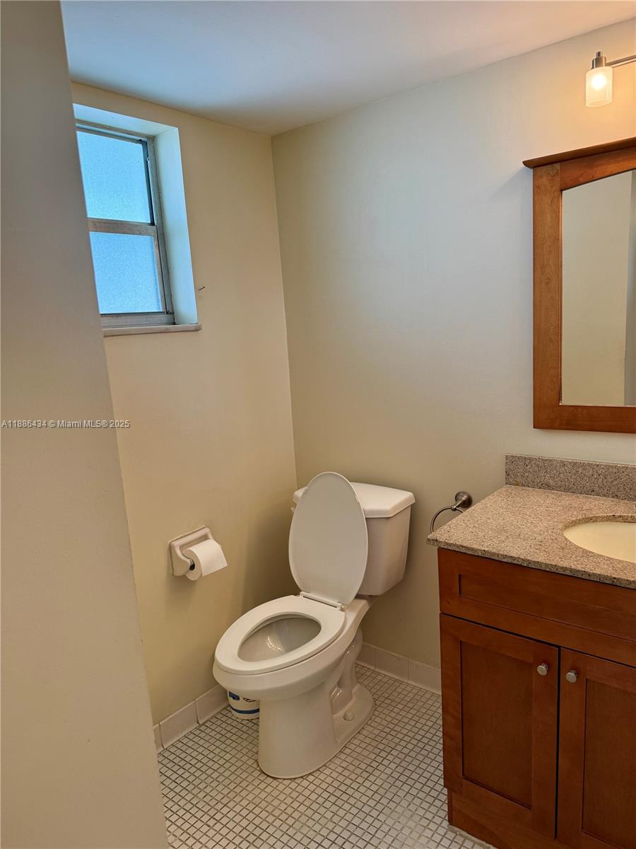 SANDALFOOT SOUTH TWO COND - Residential