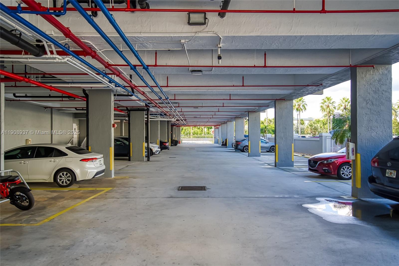 CAPOMAR CONDO - Residential Lease