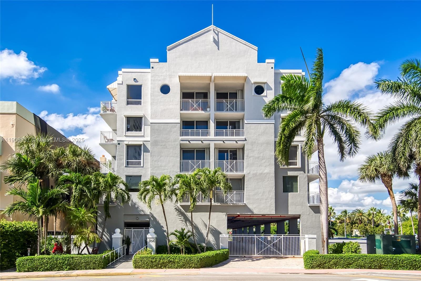 CAPOMAR CONDO - Residential Lease