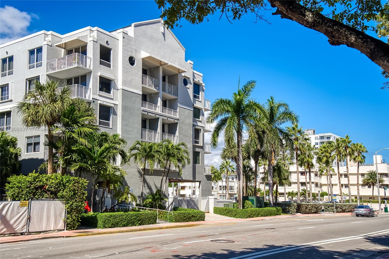 CAPOMAR CONDO - Residential Lease