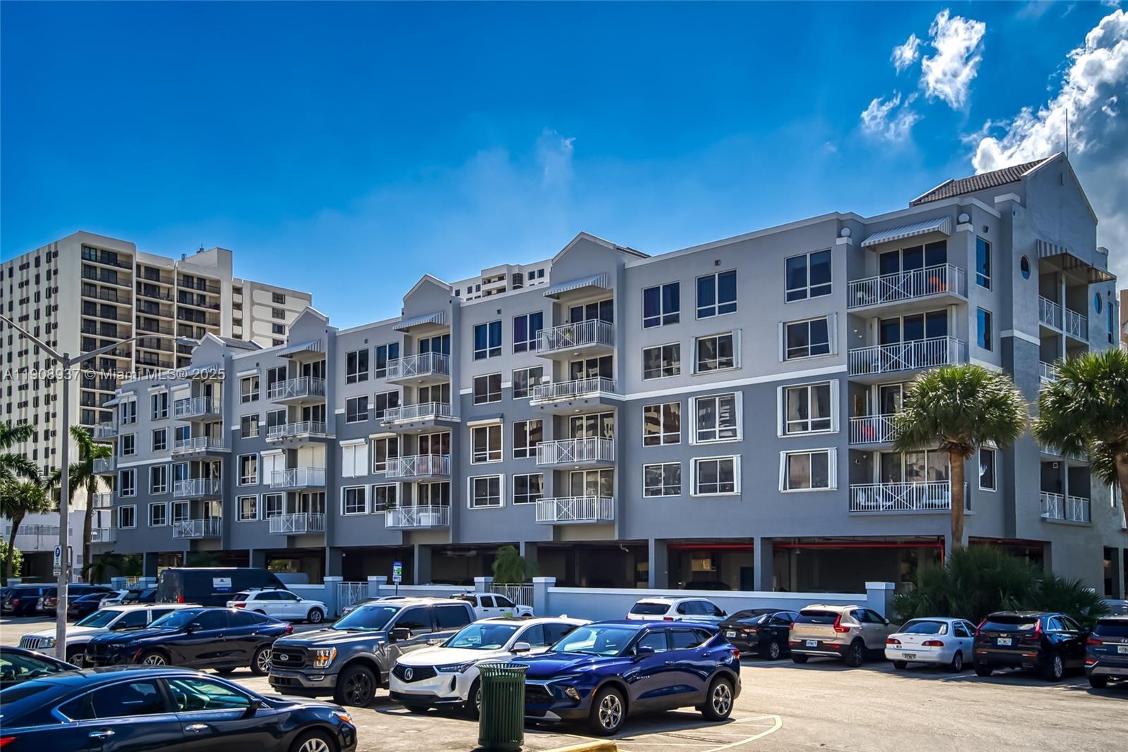 CAPOMAR CONDO - Residential Lease