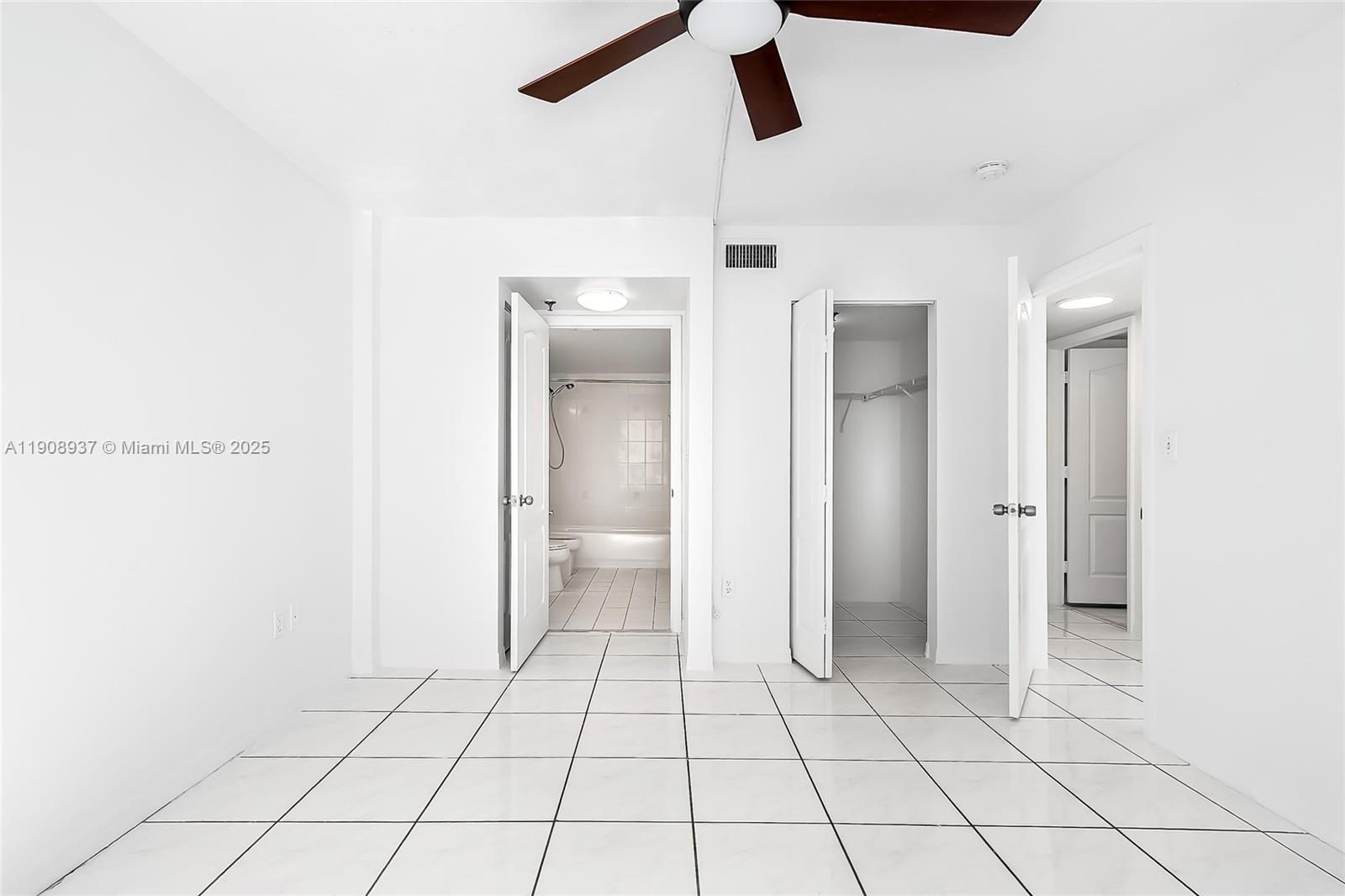 CAPOMAR CONDO - Residential Lease