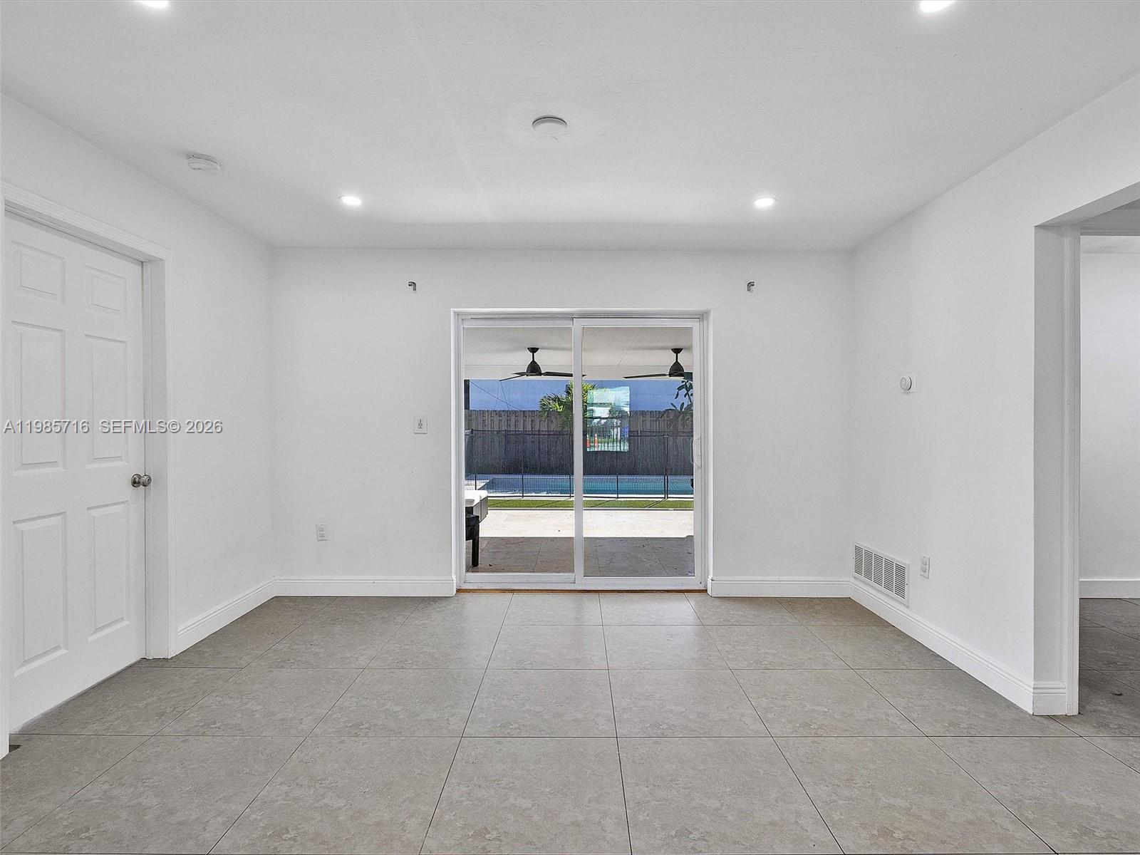 COLUMBIA PARK CORR PL - Residential Lease