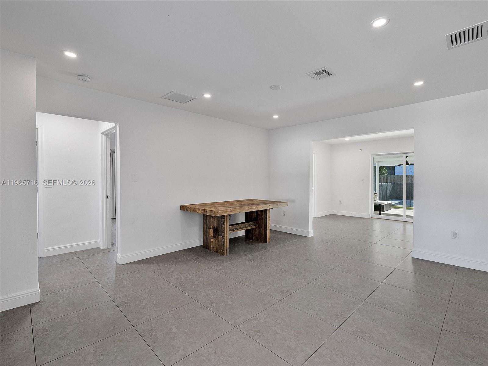 COLUMBIA PARK CORR PL - Residential Lease