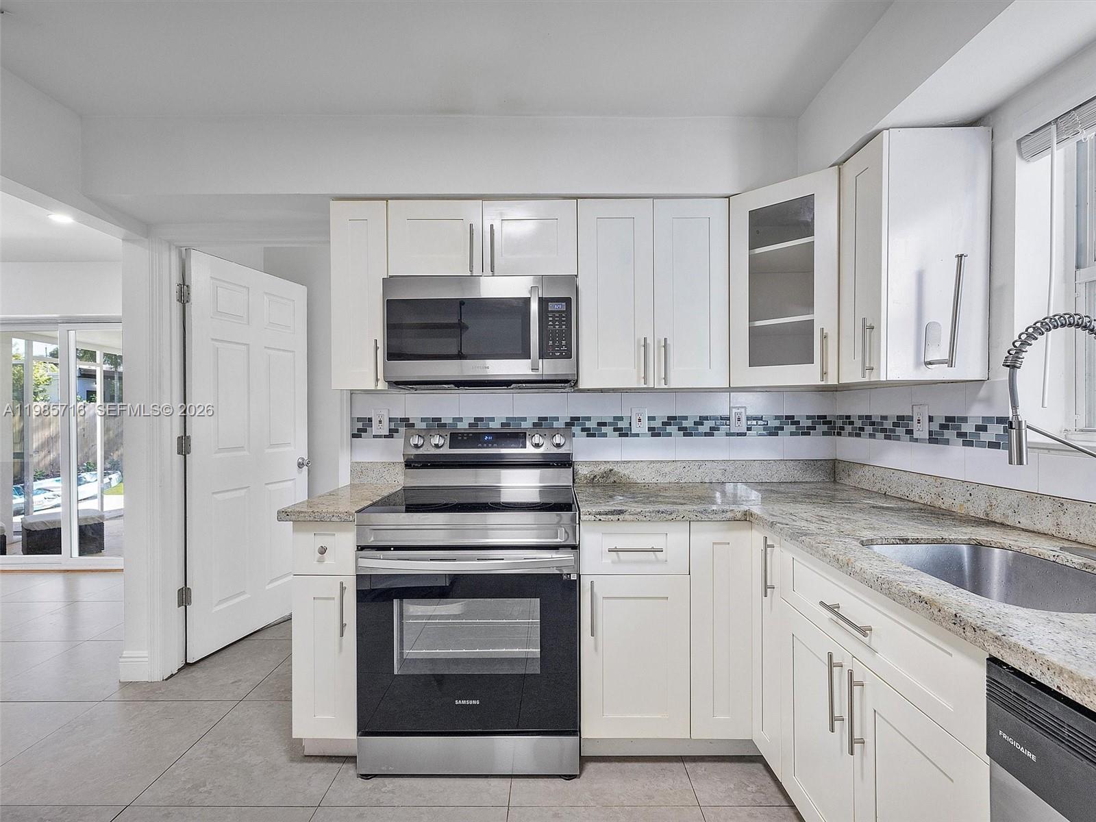 COLUMBIA PARK CORR PL - Residential Lease