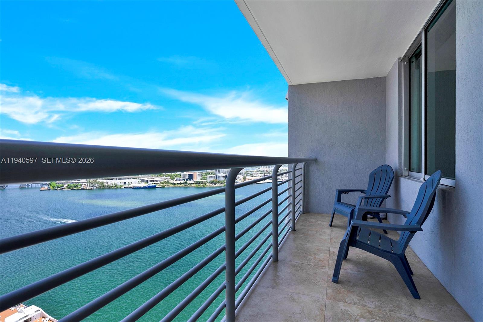 335 S Biscayne Blvd 2910