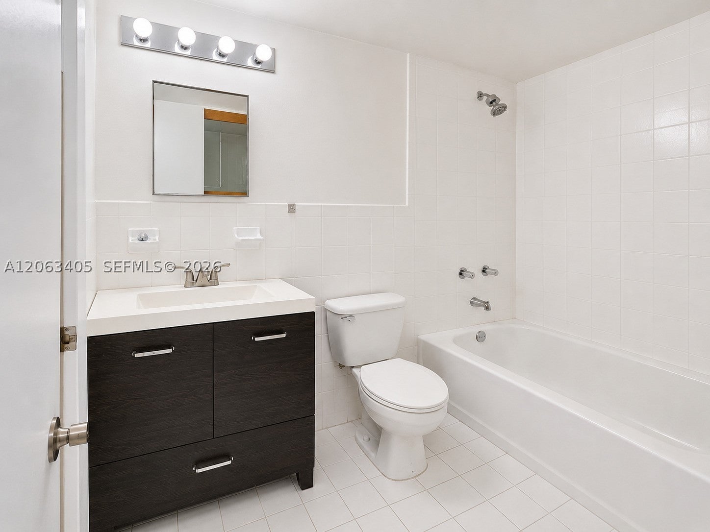 104 SW 9th St 1403, Miami FL 33130
