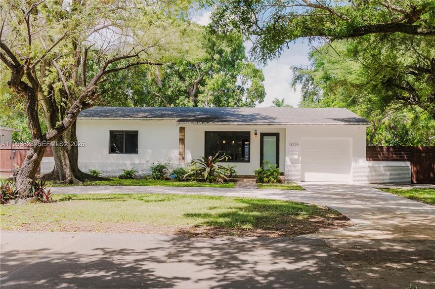 This charming property offers the perfect blend of comfort, space, and privacy in a peaceful and welcoming community. The home features 3 spacious bedrooms and 2 full bathrooms, designed with a functional and inviting layout ideal for modern living. The open-concept kitchen seamlessly connects to the main living areas, creating a bright and airy atmosphere perfect for entertaining or everyday family life.
With 1,846 square feet of living area, the home provides ample space for relaxation and comfort. It also includes a convenient garage and a dedicated laundry area for added practicality.
Situated on a generous 12,540 square foot lot, the outdoor space is truly exceptional. The property boasts a unique heated swimming pool, perfect for year-round enjoyment, along with a relaxing jacuzzi that adds a touch of luxury to your private oasis. The entire lot is enclosed with a newly completed fence, enhancing both security and privacy.
Located in a quiet and serene neighborhood, this home is ideal for those seeking a tranquil lifestyle while still being close to essential amenities.