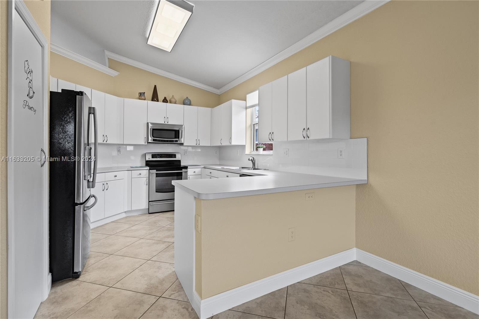 MIRAMAR PATIO HOMES - Residential Lease