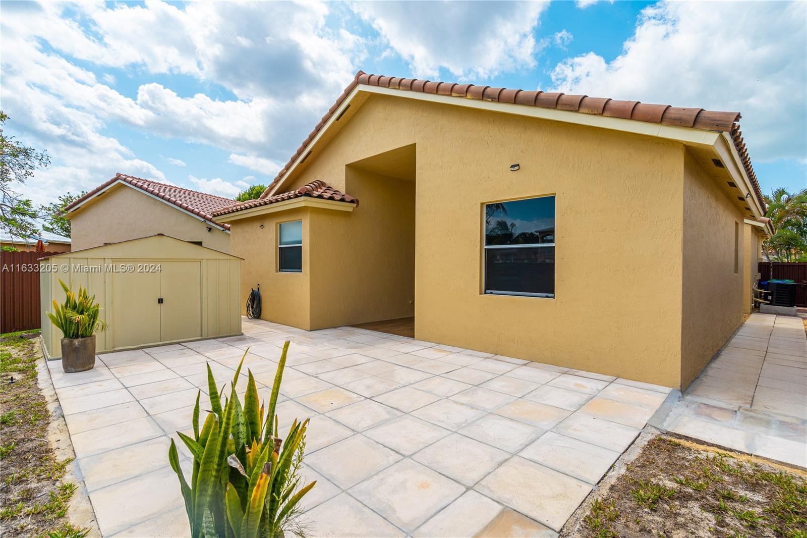 MIRAMAR PATIO HOMES - Residential Lease