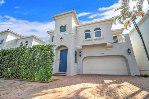 3156 NE 212th Ter Aventura FL 33180