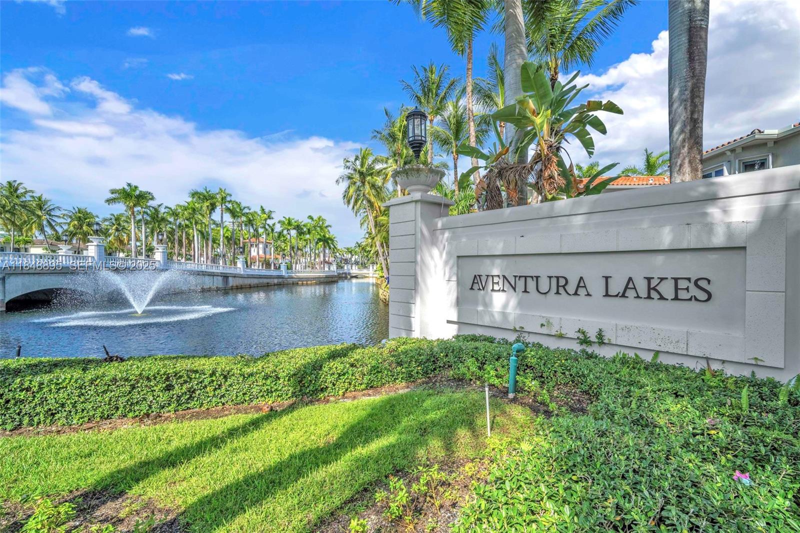 AVENTURA LAKES - PHASE II - Residential