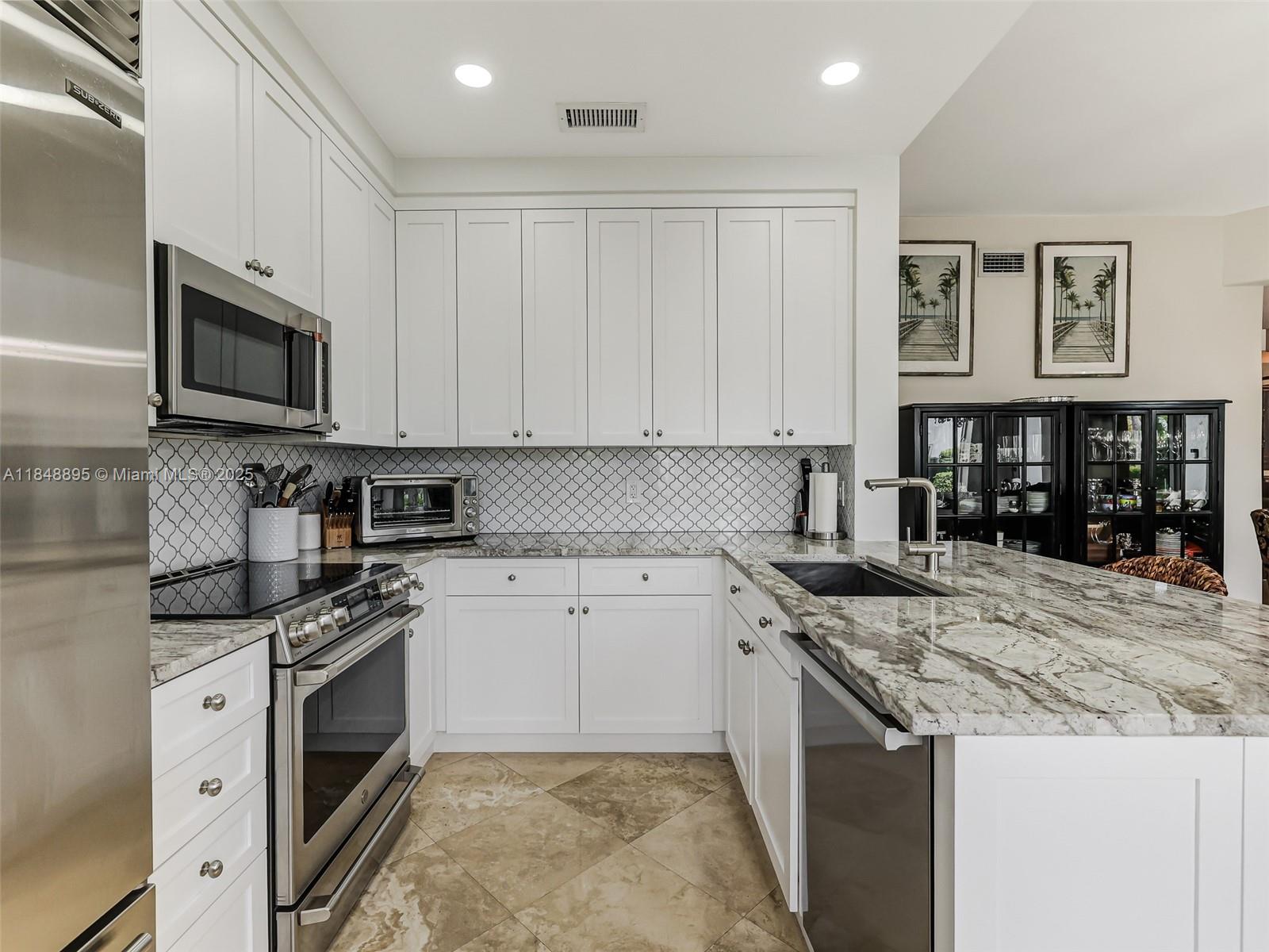 AVENTURA LAKES - PHASE II - Residential