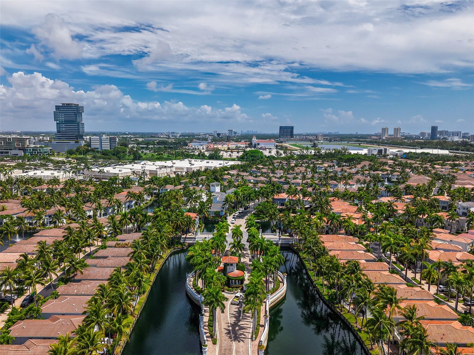 AVENTURA LAKES - PHASE II - Residential