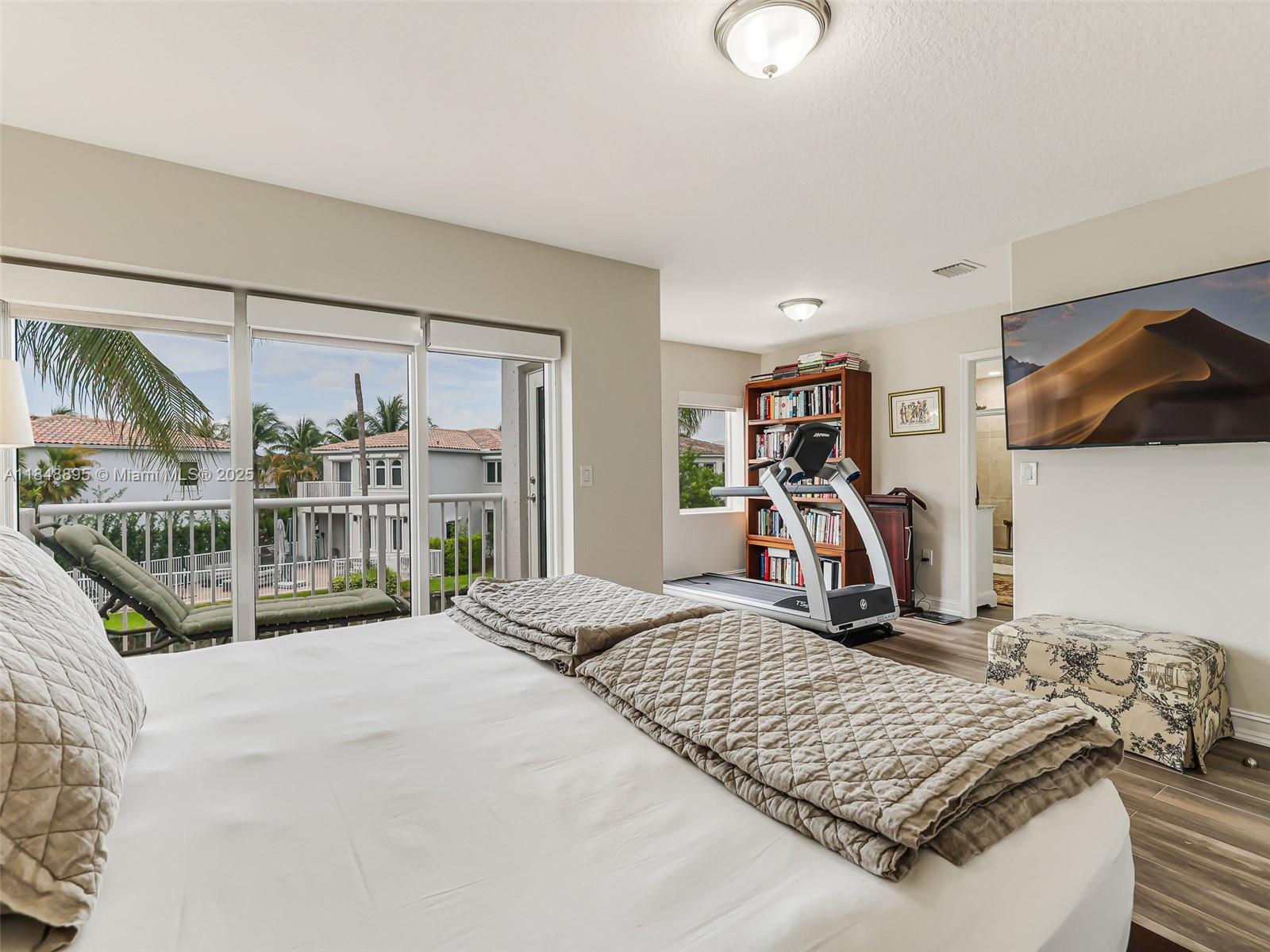 AVENTURA LAKES - PHASE II - Residential