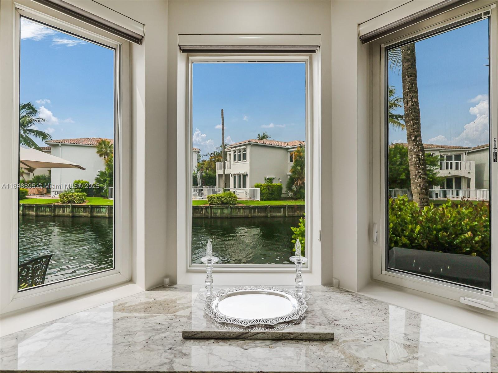 AVENTURA LAKES - PHASE II - Residential