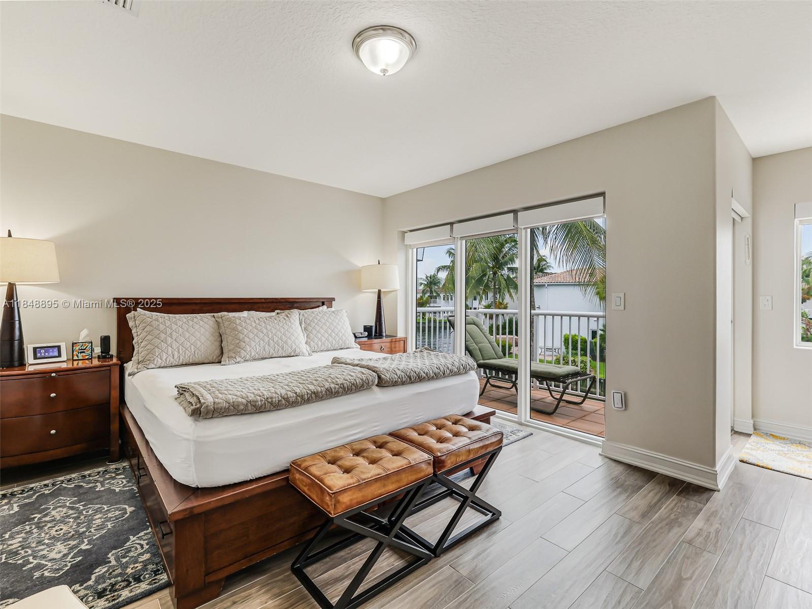 AVENTURA LAKES - PHASE II - Residential