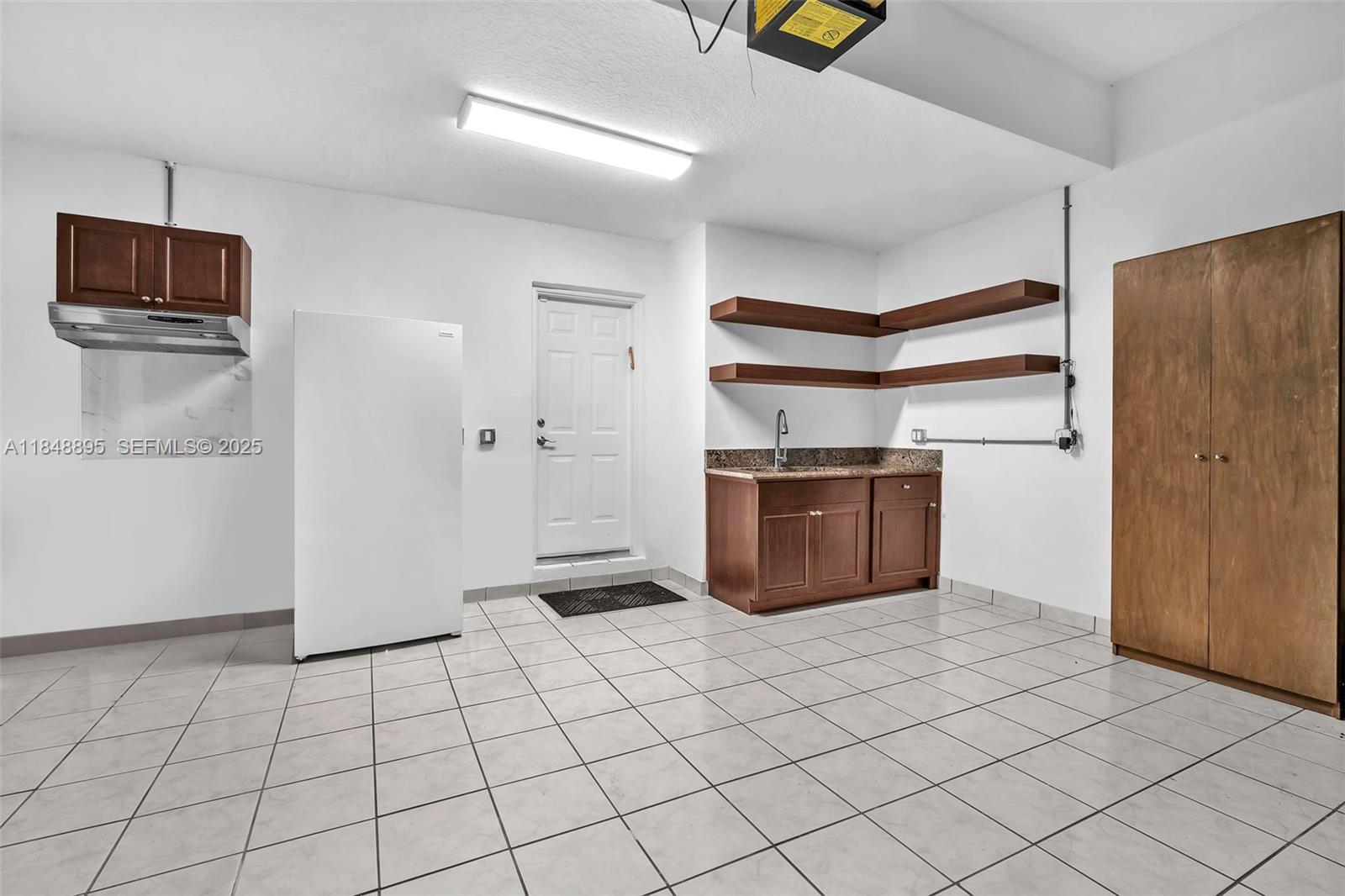 AVENTURA LAKES - PHASE II - Residential