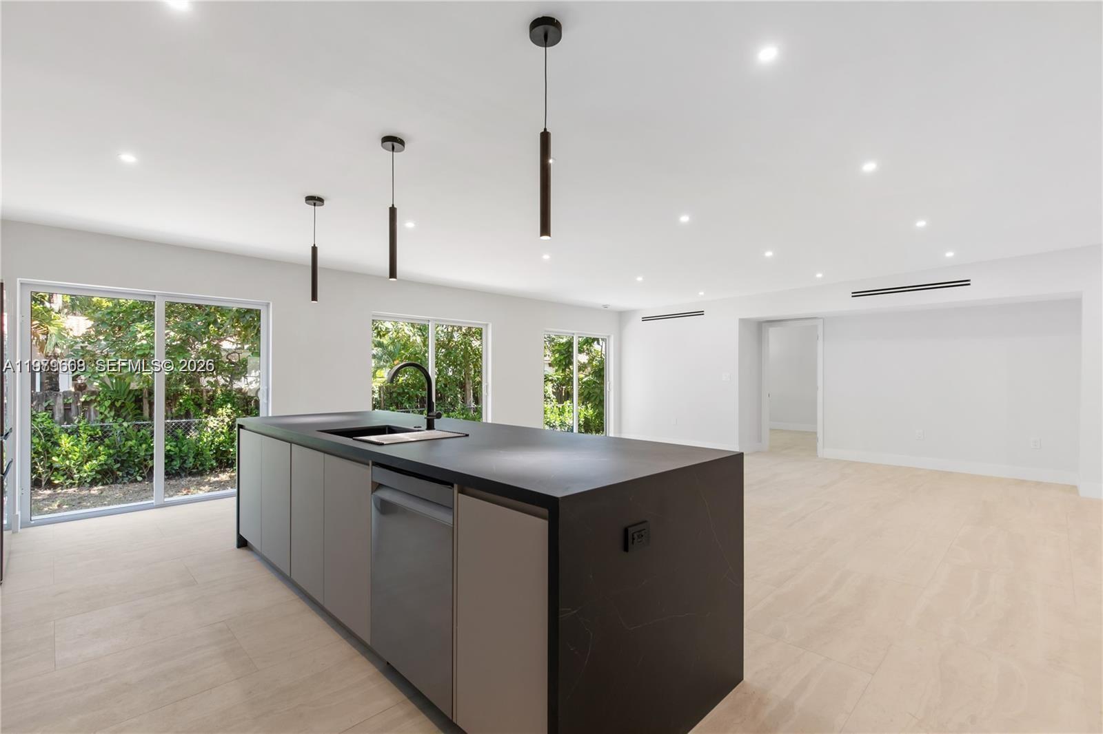 GOBLE MANOR - Residential Lease