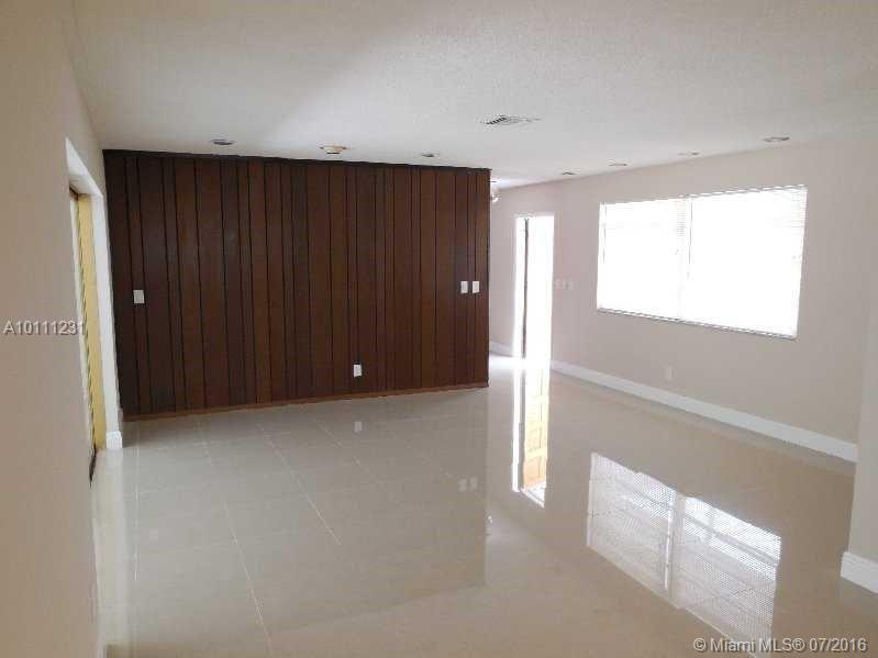 BOULEVARD HEIGHTS SEC TEN - Residential Lease