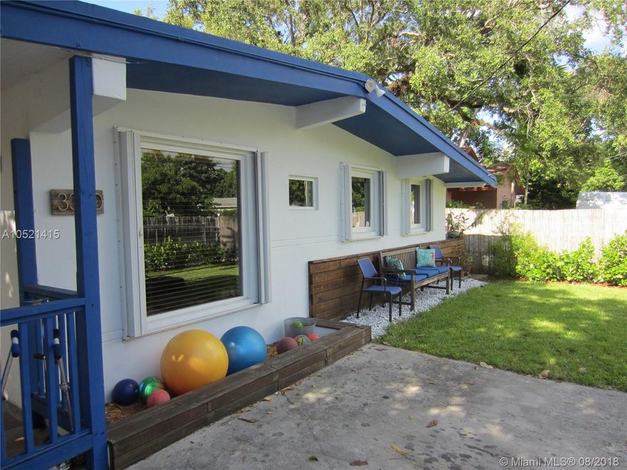 Excellent location for this charming and cozy  3B/2B 1,134 sq. ft home in the heart of the Grove!  Hurricane proof windows! Fenced in with plenty of parking.
Ready to move in!! Walking distance to shopping, restaurants, parks, schools.  Easy to show, call listing agent.