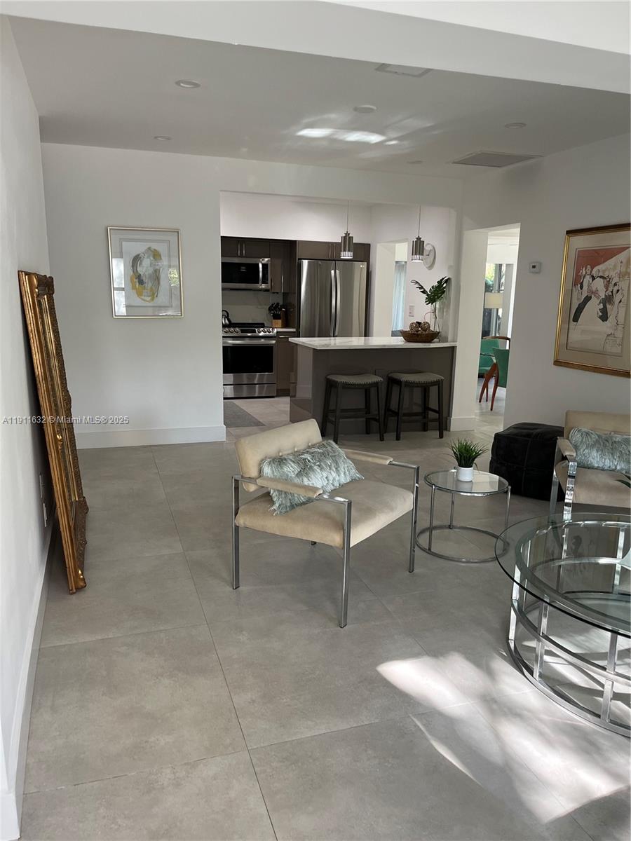 NEW UTOPIA - Residential