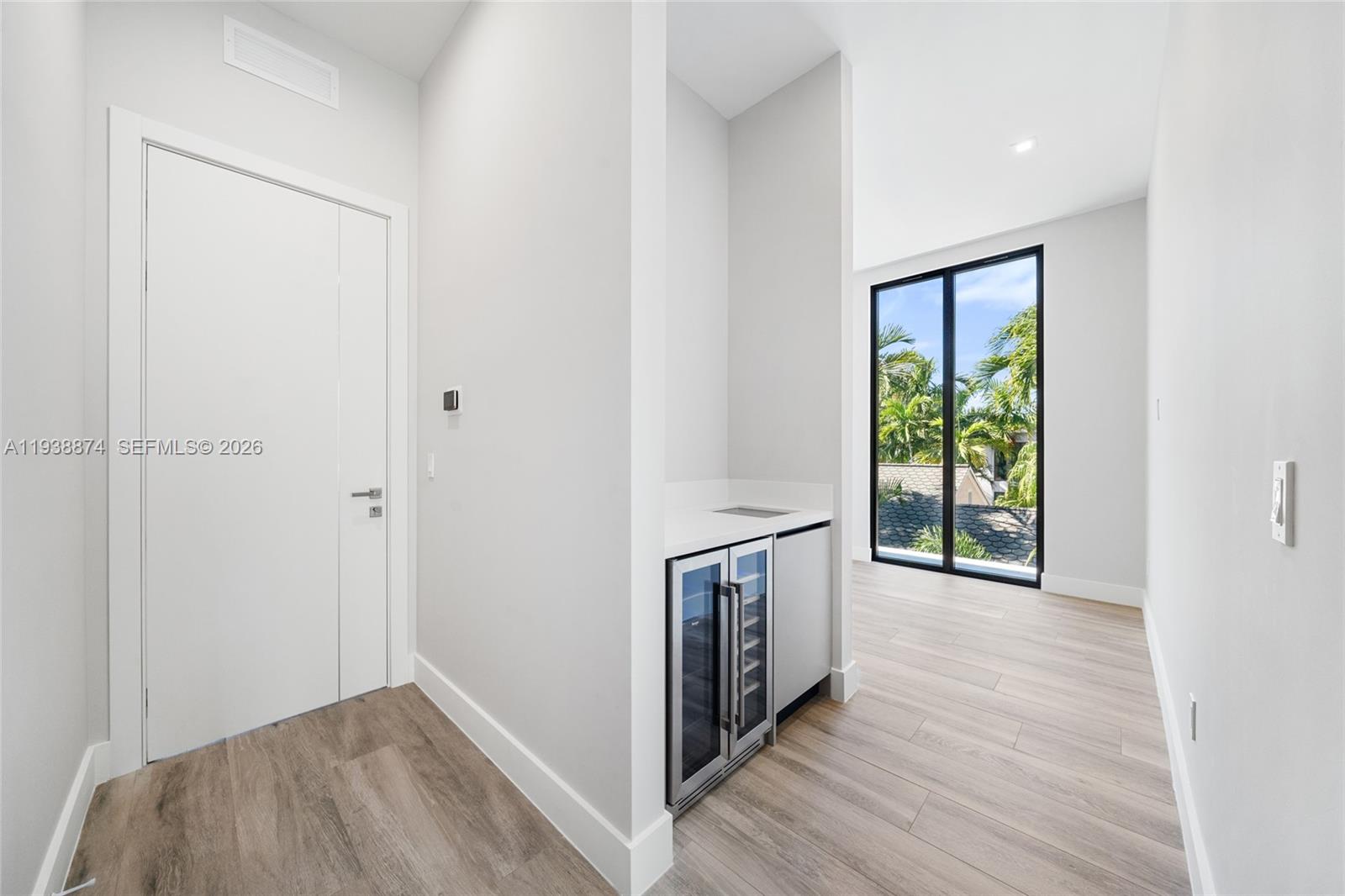 RIO VISTA C J HECTORS RES - Residential