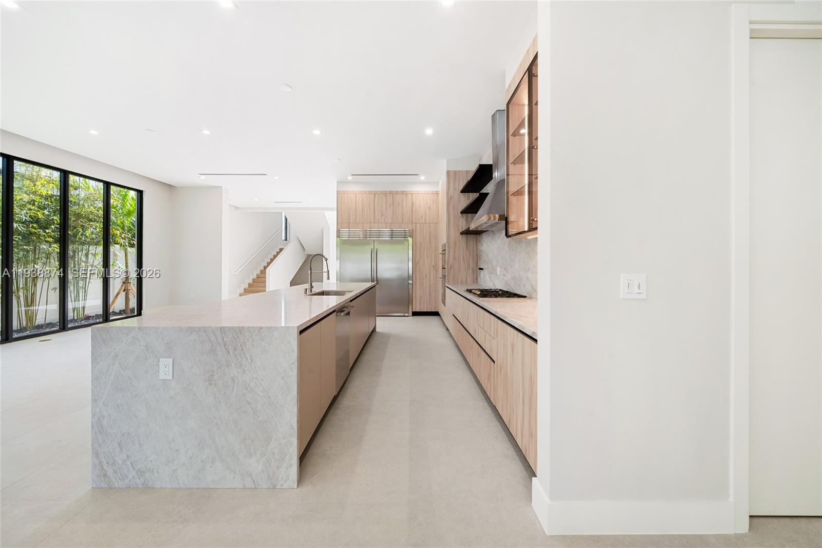 RIO VISTA C J HECTORS RES - Residential