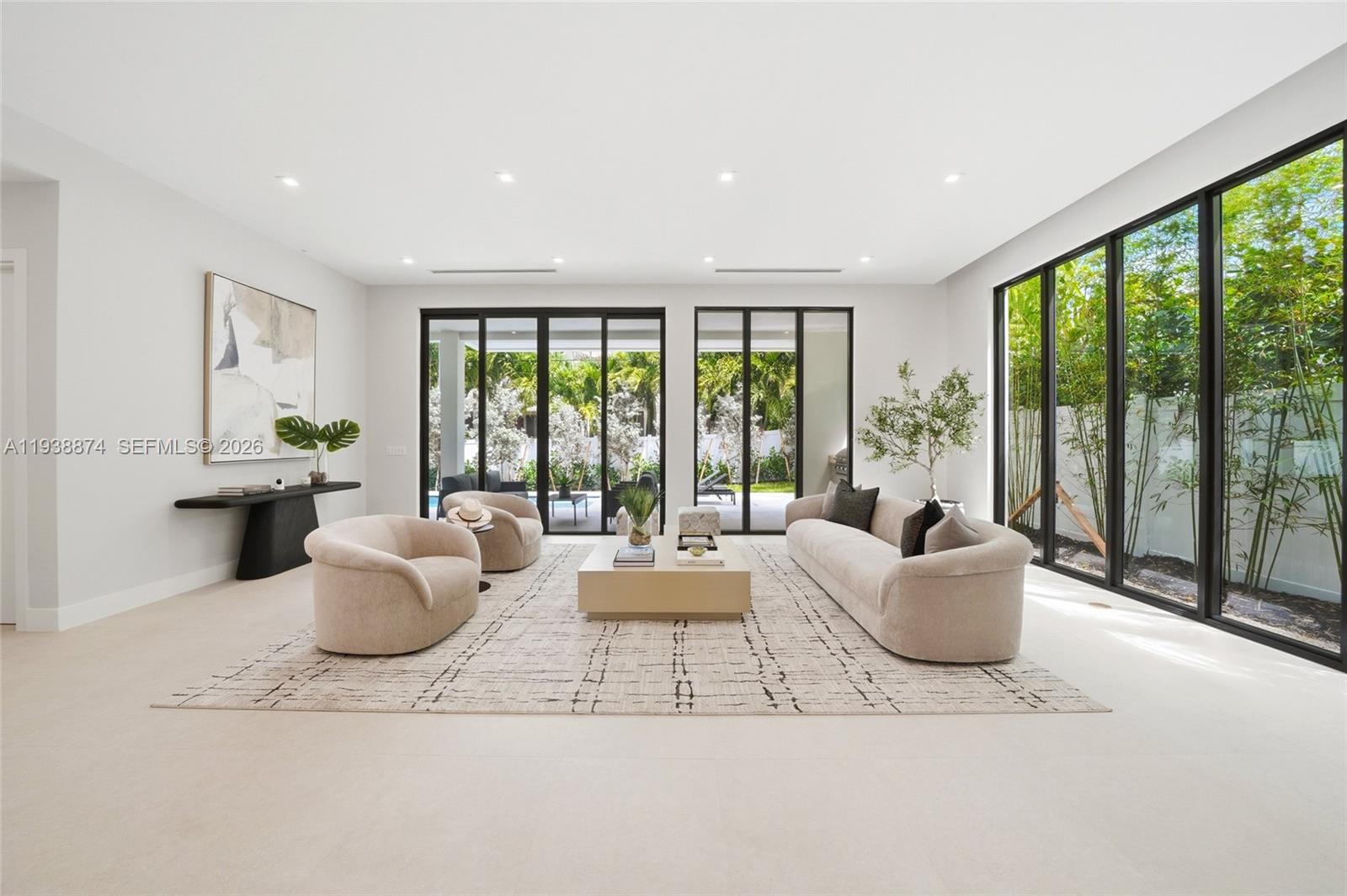 RIO VISTA C J HECTORS RES - Residential