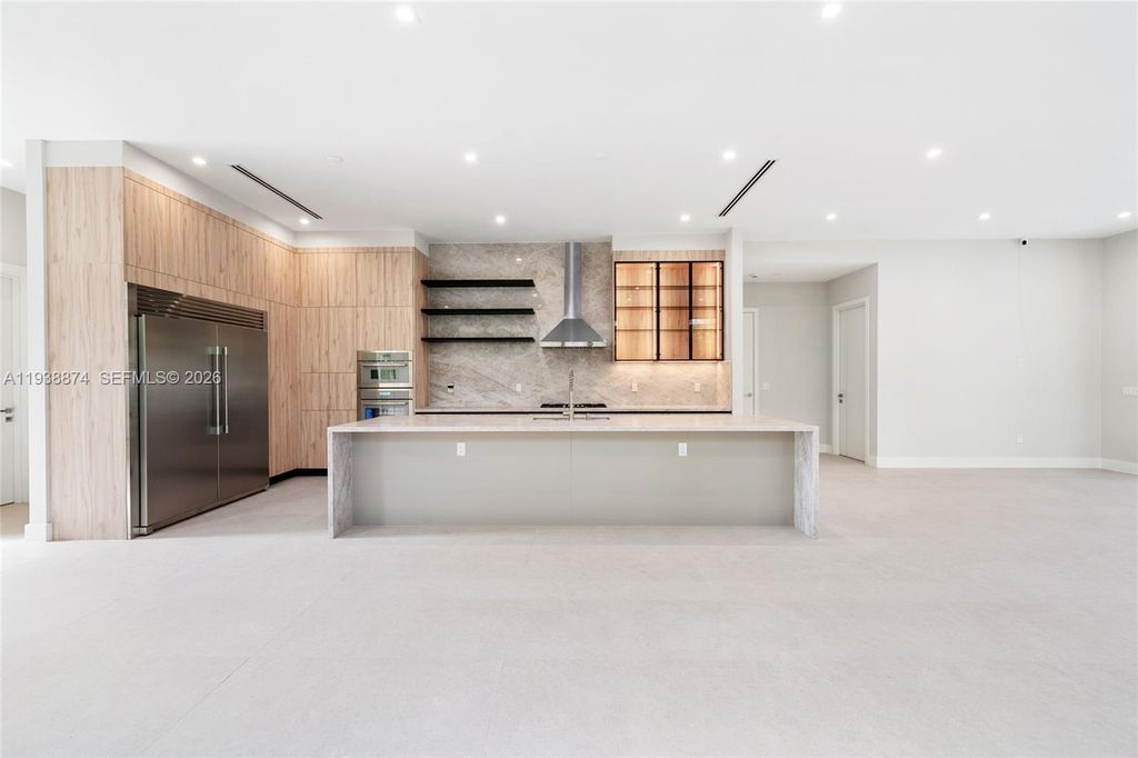 Photo of 1117 SE 9th St, Fort Lauderdale, FL 33316 (MLS # A11938874)