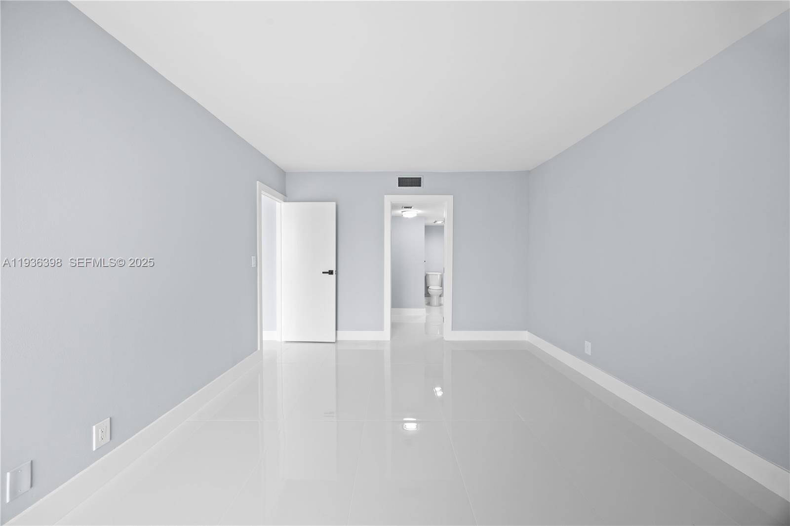 CORONADO CONDO- TOWER II - Residential